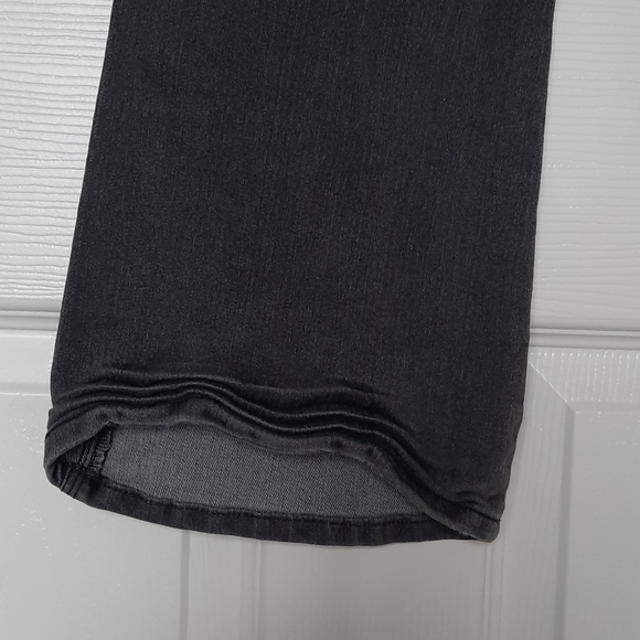 Woman's jeans - Picture 4 of 6